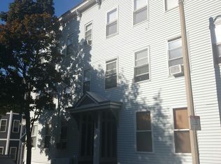 17 Middle St APT 2, South Boston, MA 02127