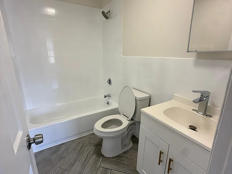 6919 Bayfield Ave #2 — Photo 7