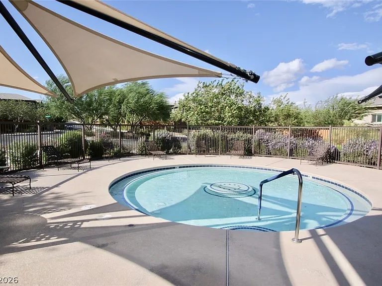 10609 Country Knoll Way — Photo 33