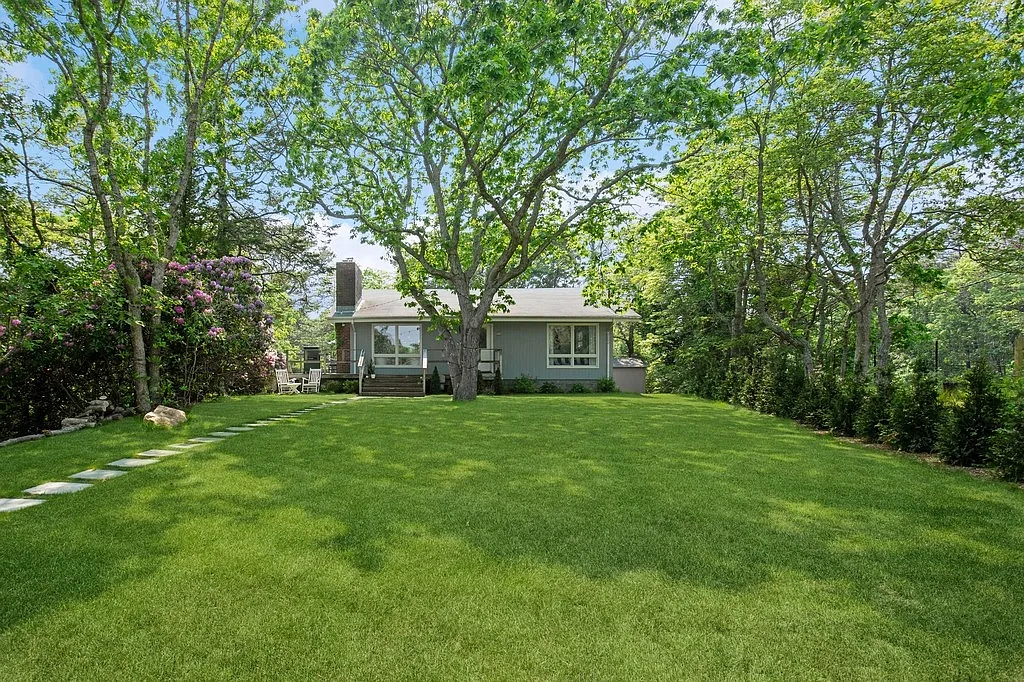 Amagansett Chic Beach House — Photo 1