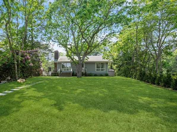 753 Montauk Hwy, Amagansett, NY 11937