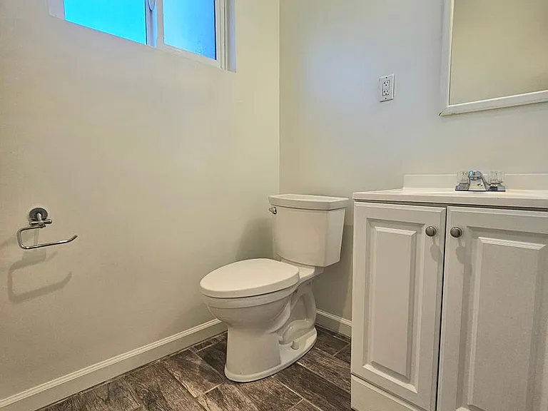 14714 S Inglewood Ave — Photo 6