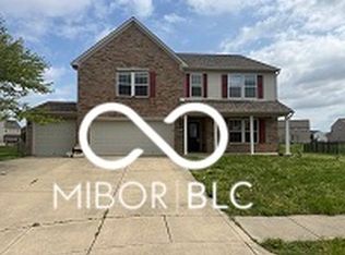 1230 Winter Hawk Ct, Greenwood, IN 46143