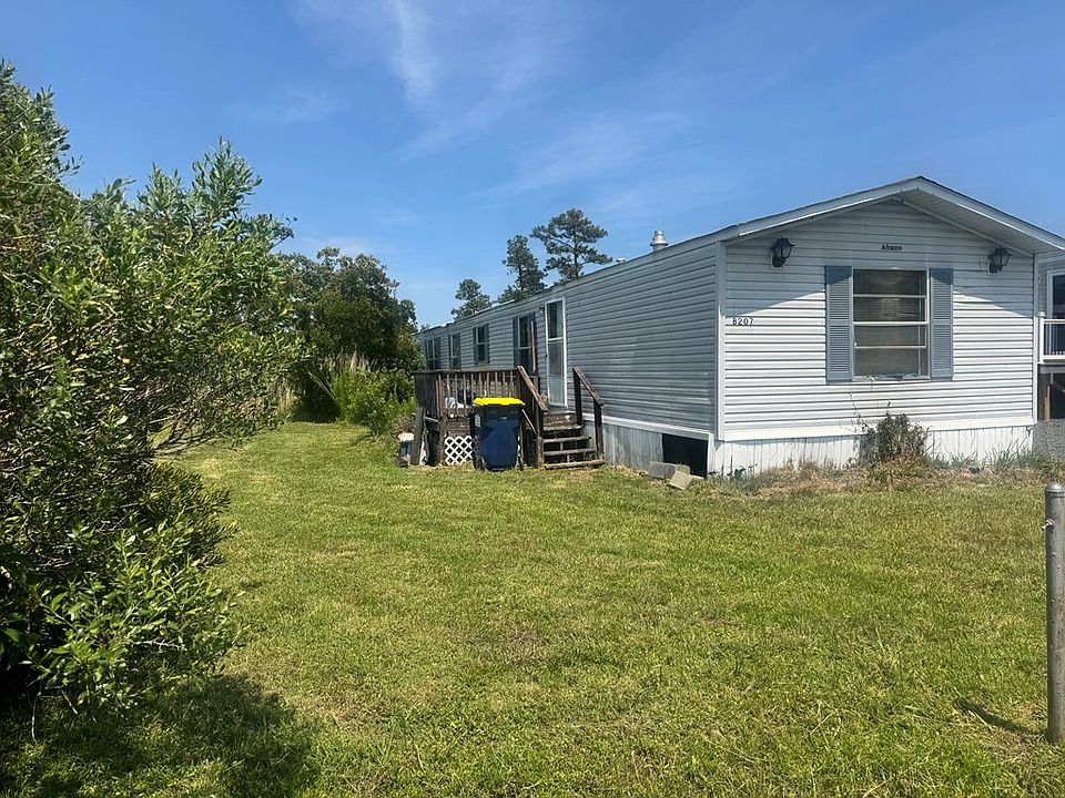 2nd image of 8207 Seahorse Dr