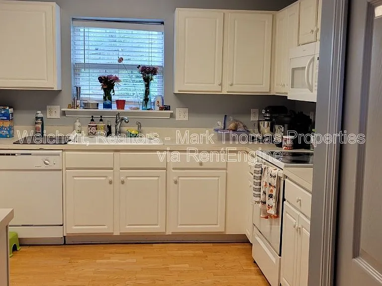 4901 Gaithers Pointe Dr — Photo 4