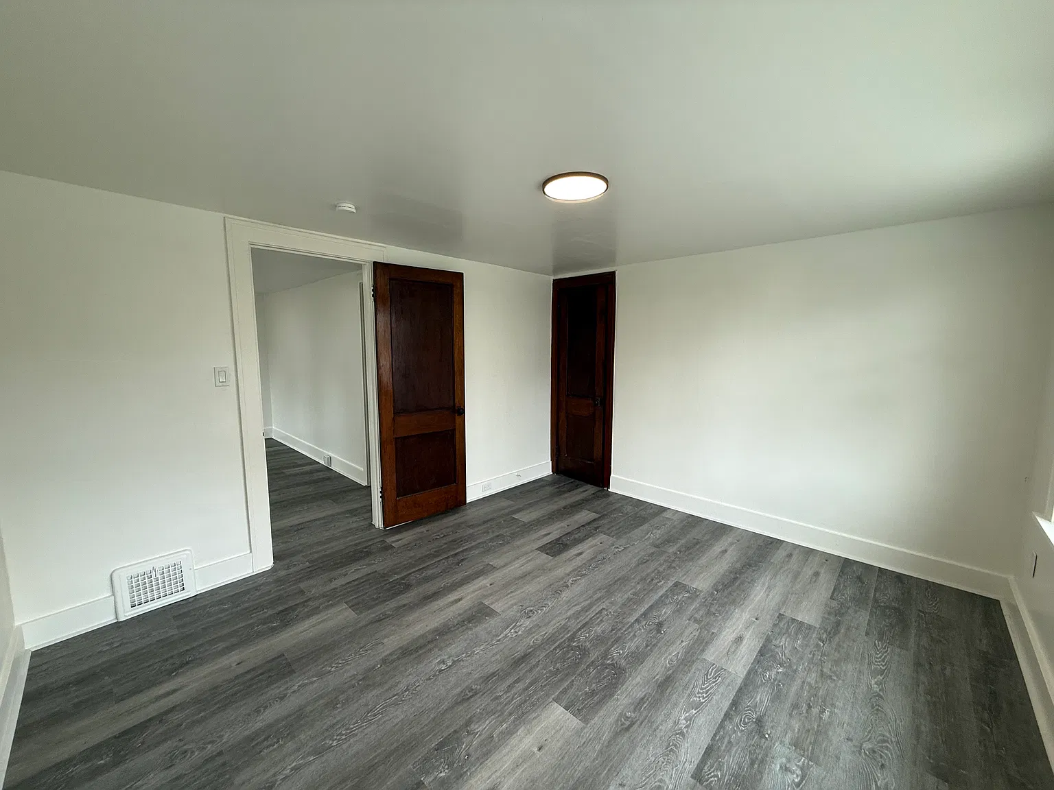 1 bed, 650 sqft, $1,350 — Photo 4