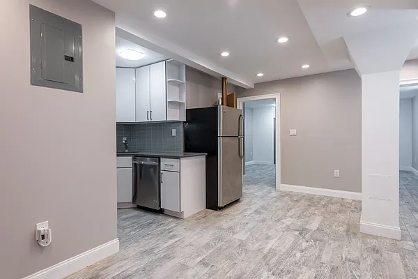 Rented by Nooklyn NYC LLC | media 2