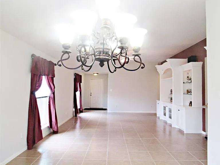 16787 Canary Ct — Photo 6