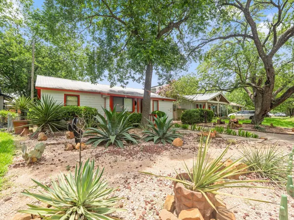 7005 Saint Johns Cir, Austin, TX 78757