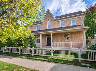 2 Denbury Ct, Whitby, ON L1M 2P3