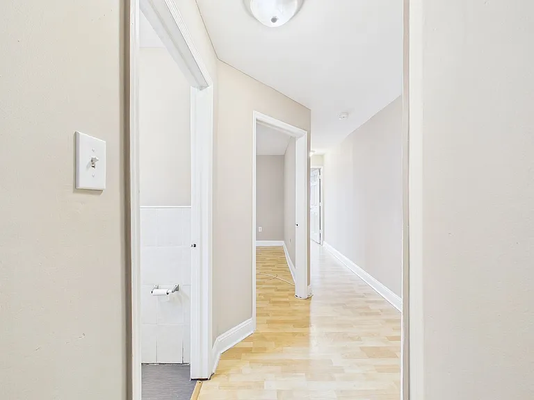 207 S 60th Street — Photo 12