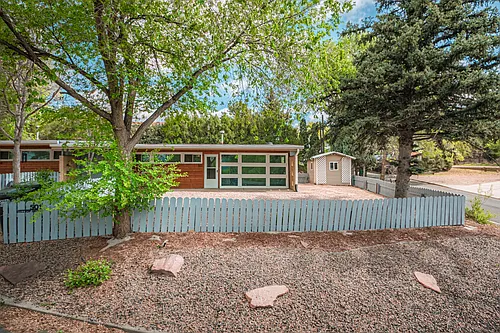 501 Hilltop Dr Photo 1