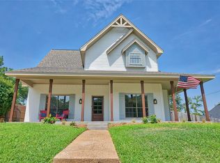 3117 Hurstview Dr, Hurst, TX 76054