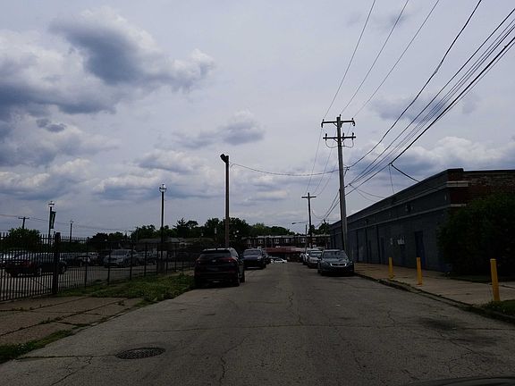 4th image of 7414 Thouron Ave