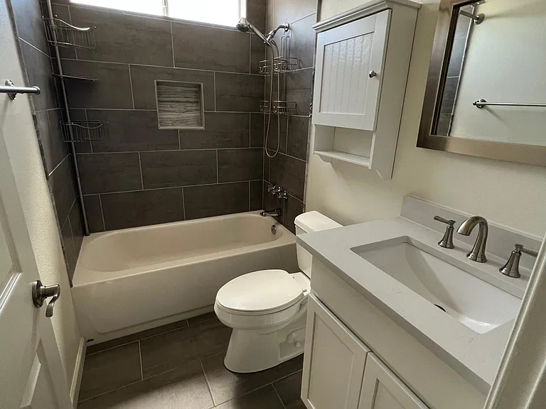 3623 E Marmora St — Photo 16