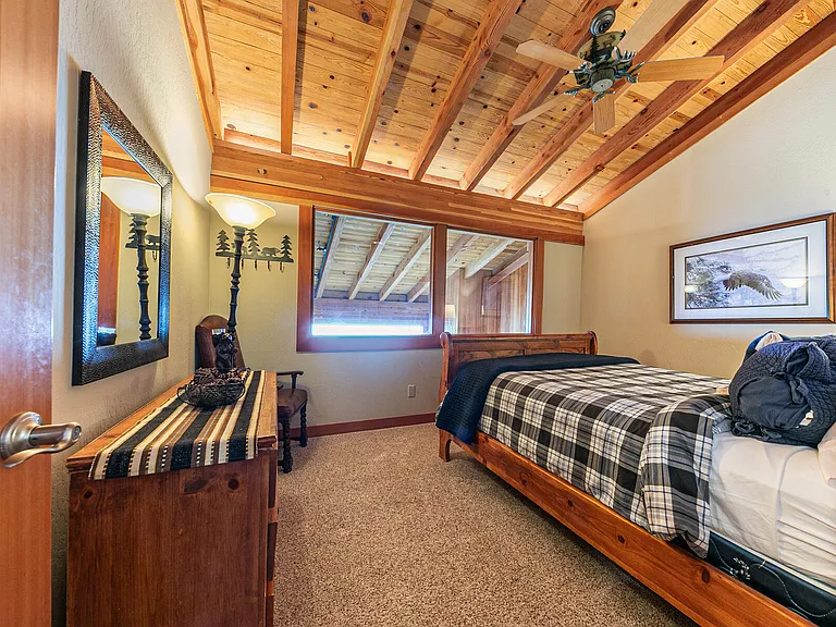 1877 N Lake Blvd #46 — Photo 30