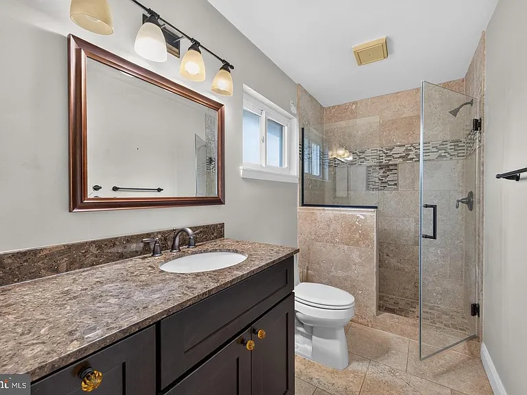 7011 Sea Cliff Rd — Photo 10