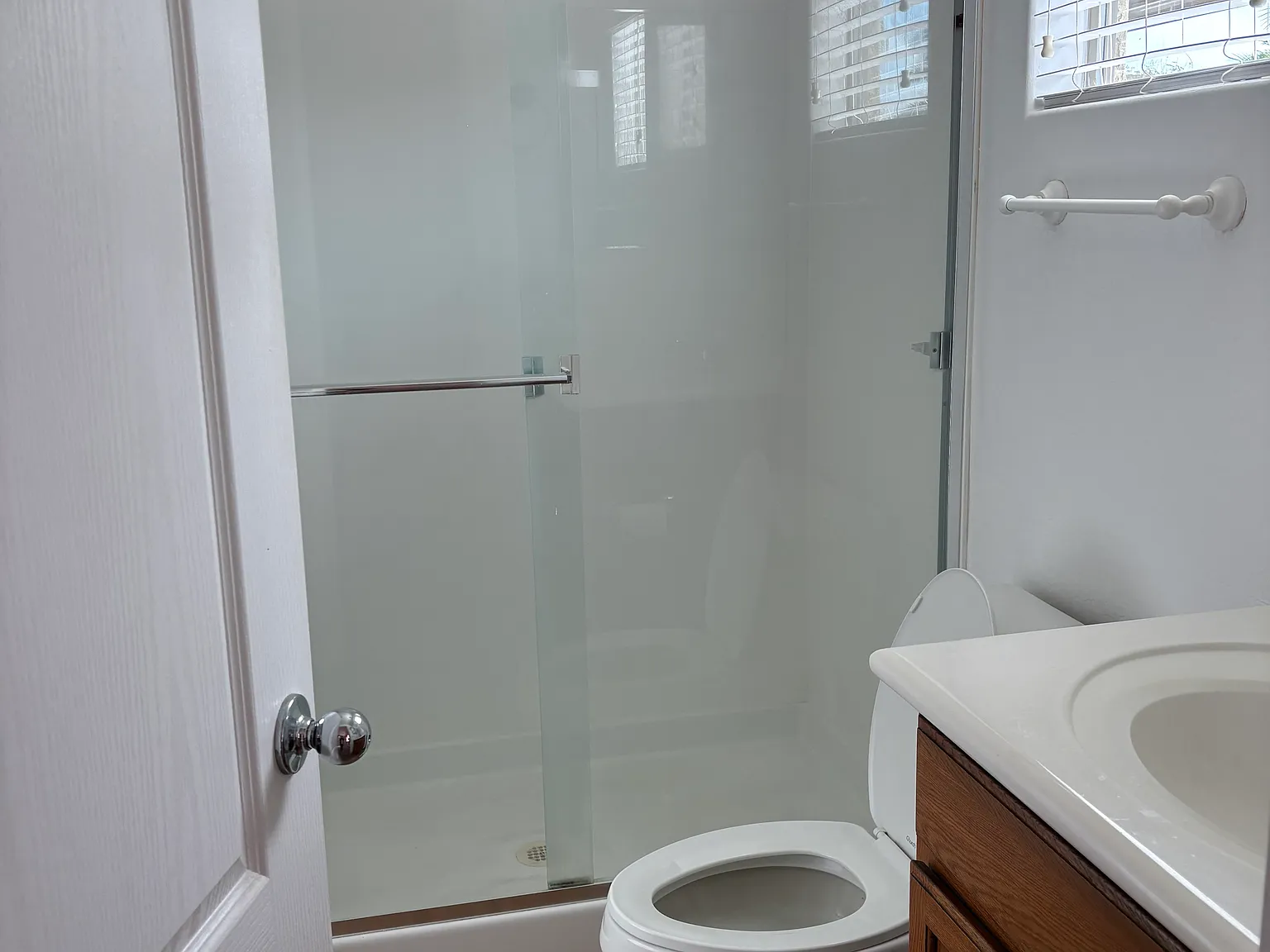 3 bed, 1276 sqft, $1,700 — Photo 2