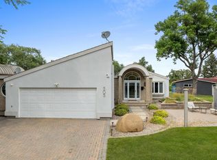 505 8th Ave SE, Minot, ND 58701