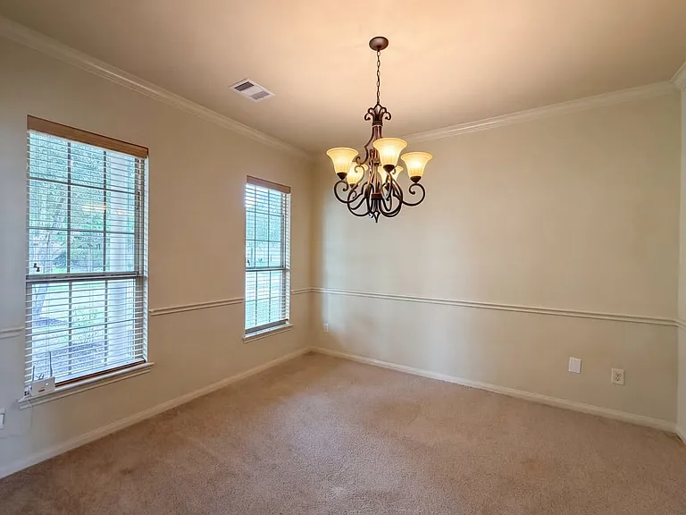 4715 Autumn Pine Ln — Photo 10