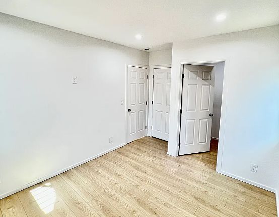 2nd image of 3120 W 109th St #3118