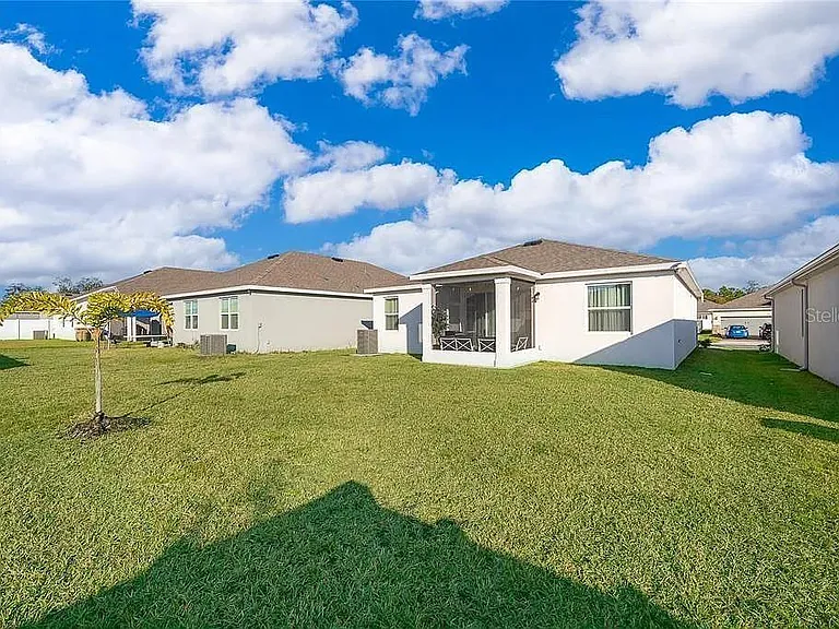 5818 Wallis Ln — Photo 20