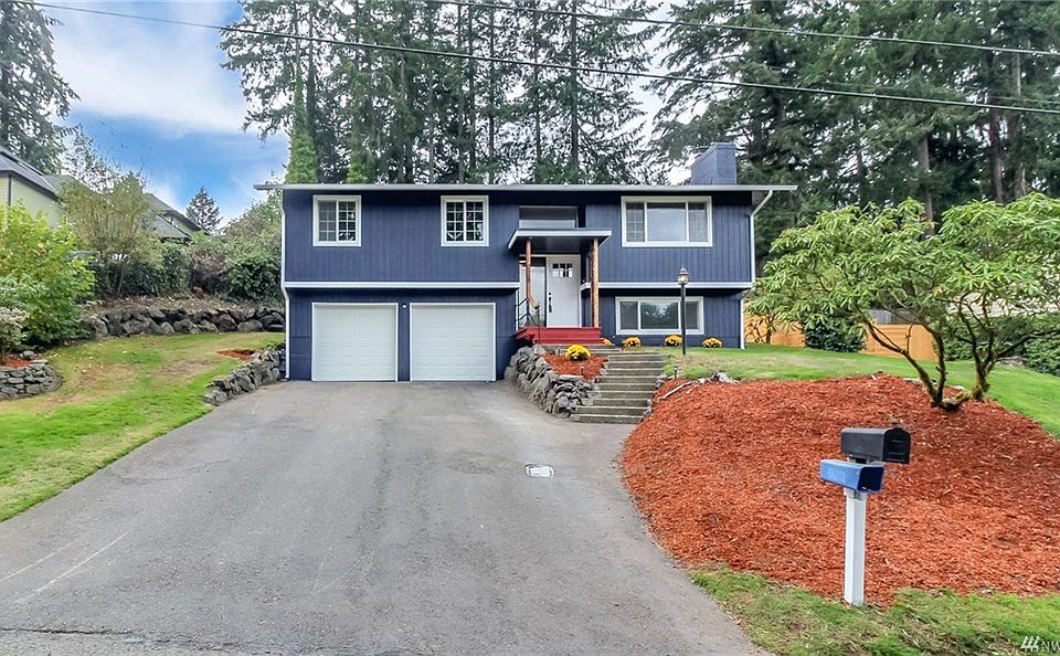 1st image of 11028 Dean Ct SW