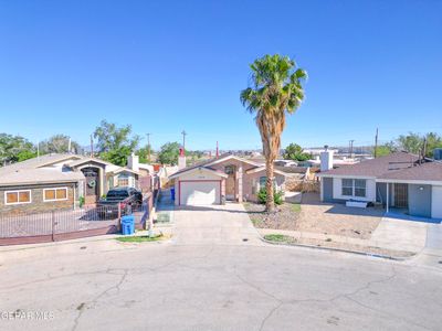399 Montreal Cir, Socorro, TX, 79927