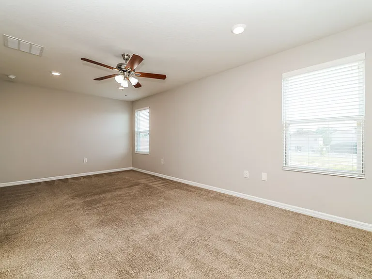 10635 Laguna Plains Dr — Photo 9