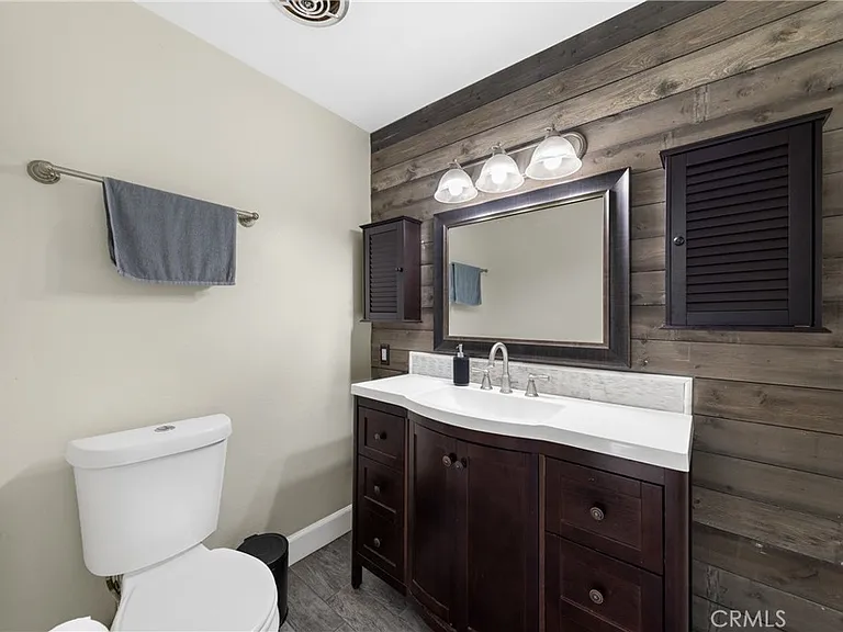 806 E 4th Ave #9 — Photo 16
