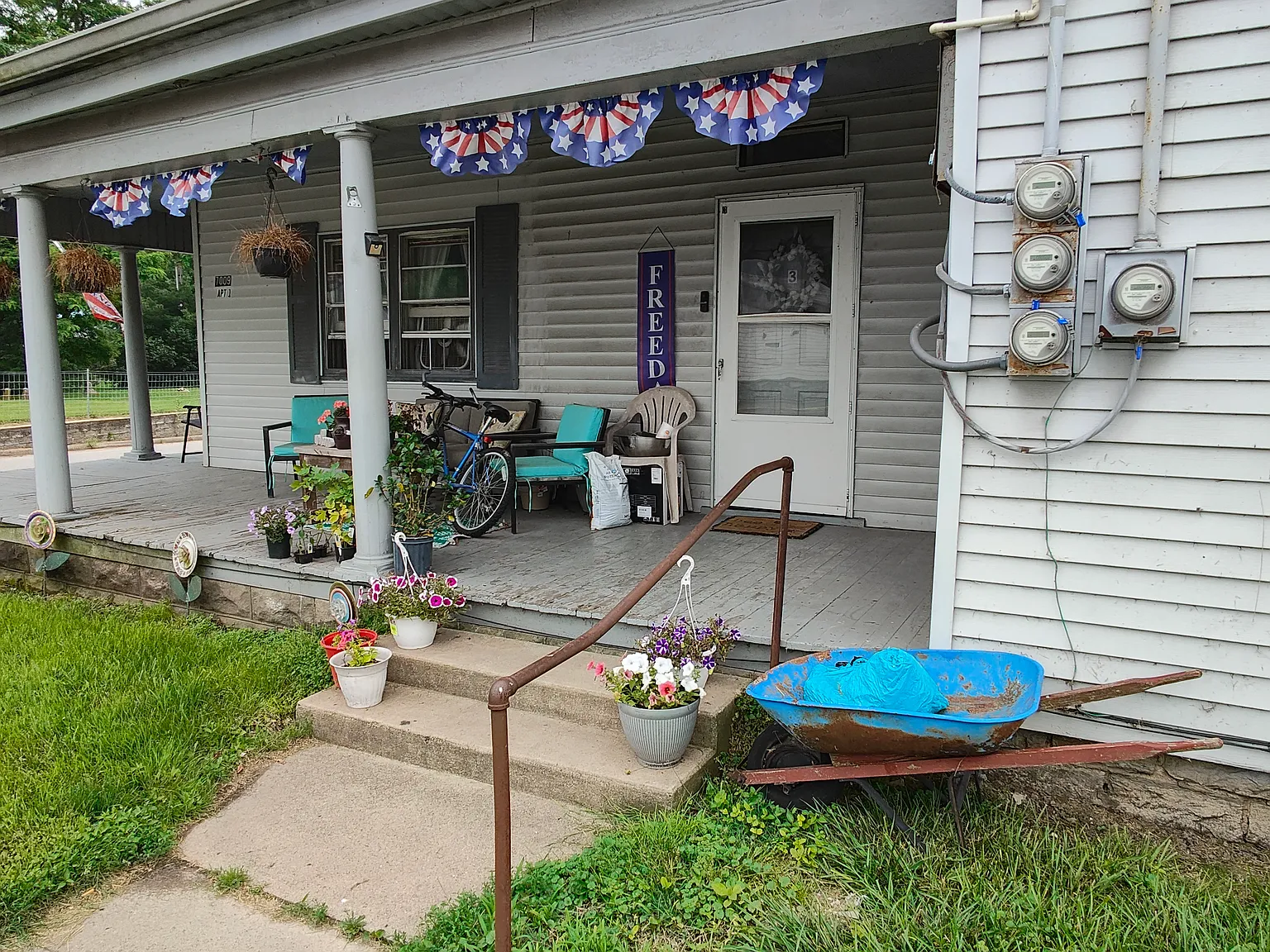 1 bed, 765 sqft, $790 — Photo 2