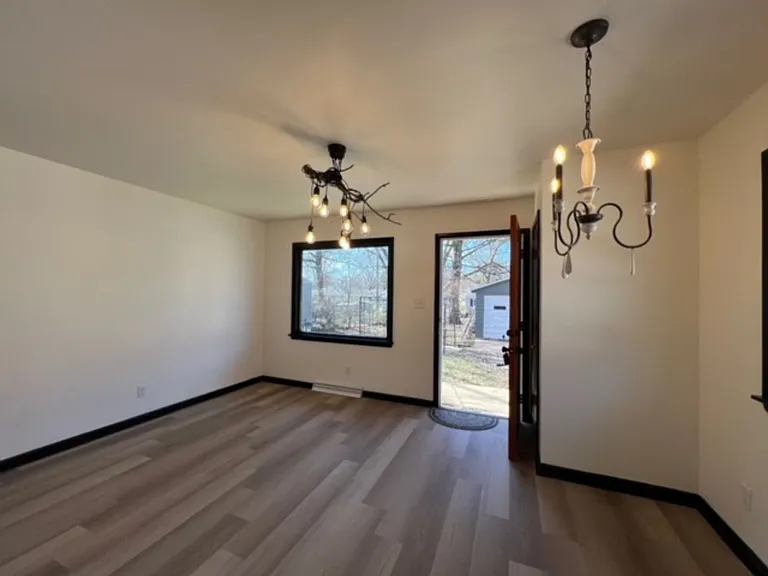 711 S Lynn St #2 — Photo 9
