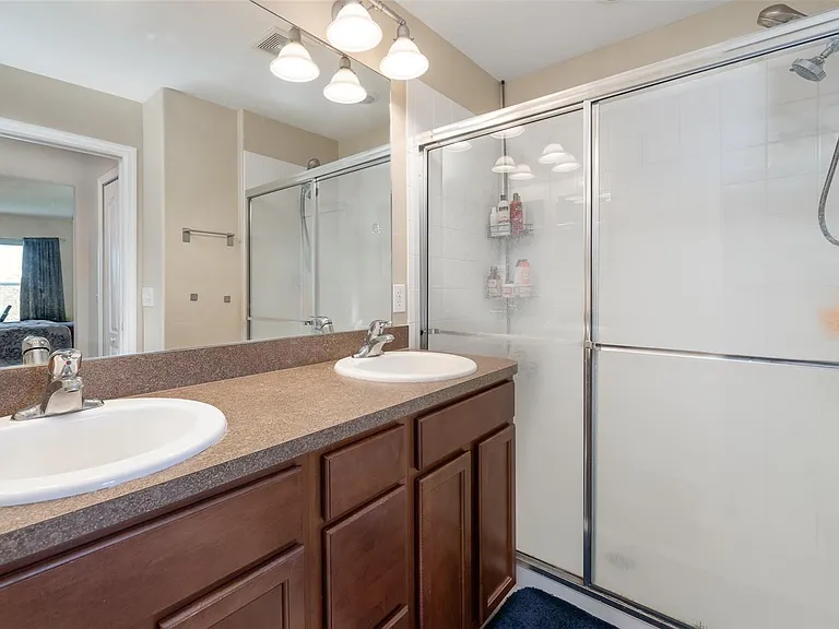 3038 Rodrick Cir — Photo 9