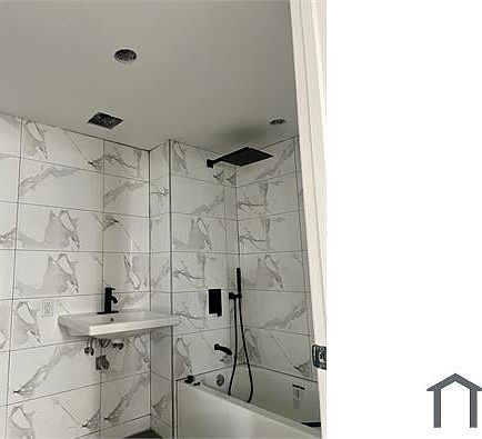 2nd image of 105 Beach 31st St #2