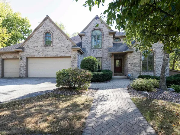 W7619 Koshkonong Lake Rd, Fort Atkinson, WI 53538