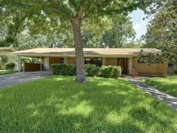 1802 Corona Dr, Austin, TX 78723