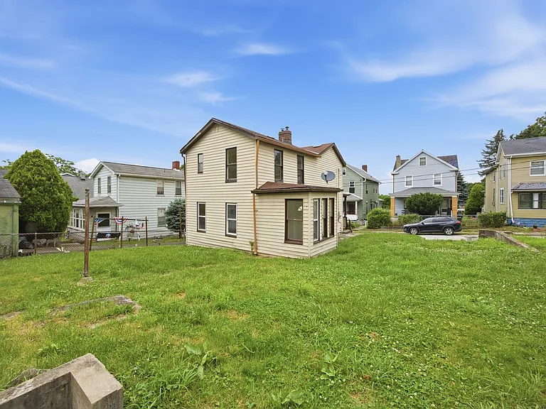 2906 Chester St — Photo 14
