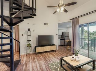 1840 Burton Dr APT 208, Austin, TX 78741