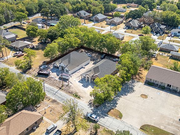 4th image of 513 Armstrong Rd