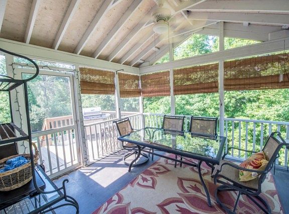 3rd image of 8815 Lazy River Dr
