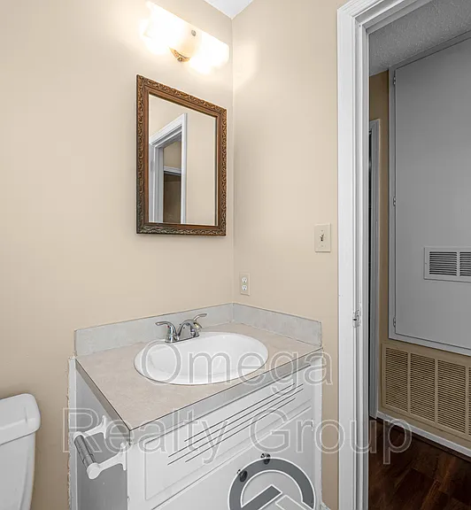 4078 Strathmore Dr — Photo 29