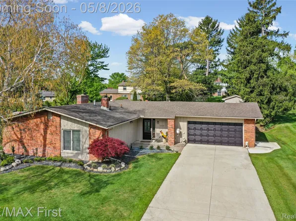 52531 Butternut Dr, Shelby Township, MI 48316