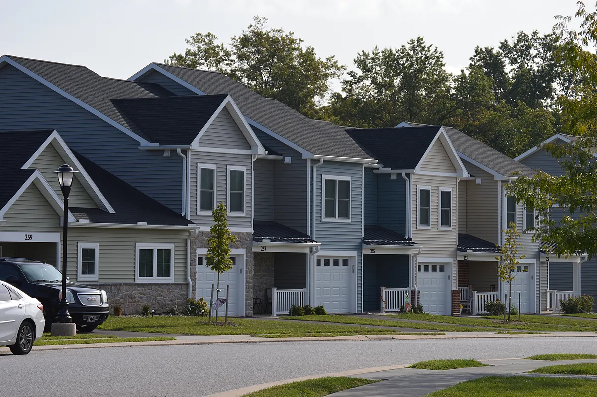 Building Photo - Meadow View Townhomes