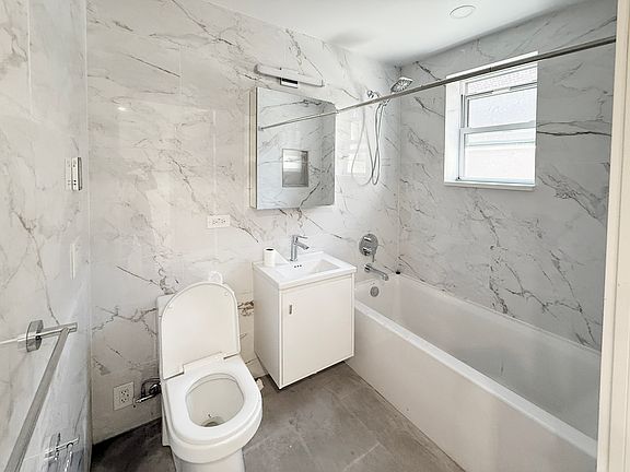 5th image of 39-44 47th Ave #100