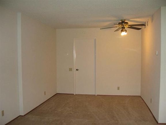 Formal Dining
