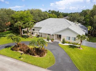 9201 SW 102nd St, Miami, FL 33176