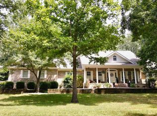 18214 Lone Oak Ter, West Frankfort, IL 62896