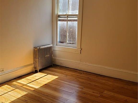 2nd image of 47 Benkard Ave