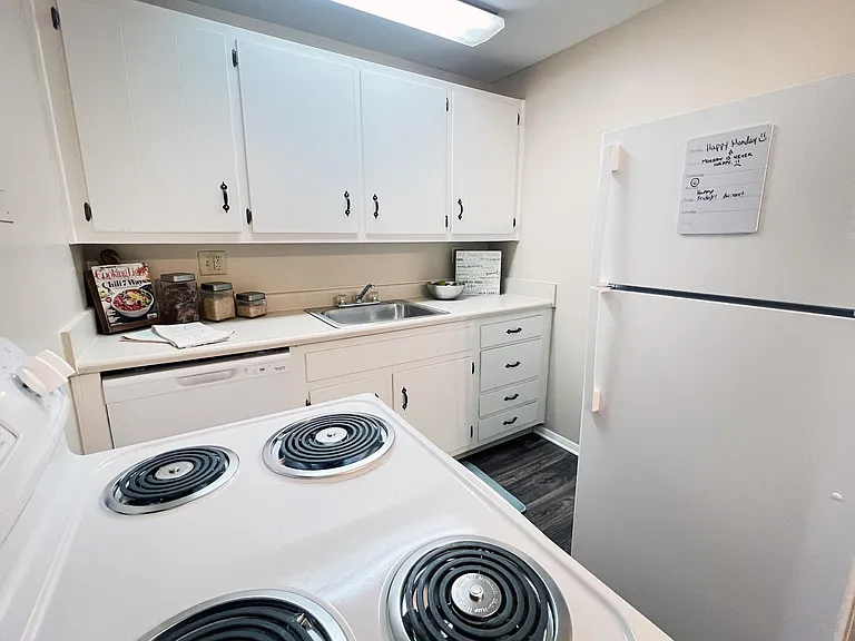 Barkley Ridge Apartments — Photo 25