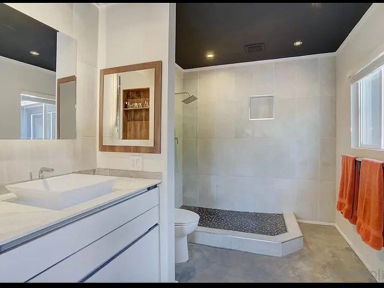 6571 Barnhurst Dr — Photo 9